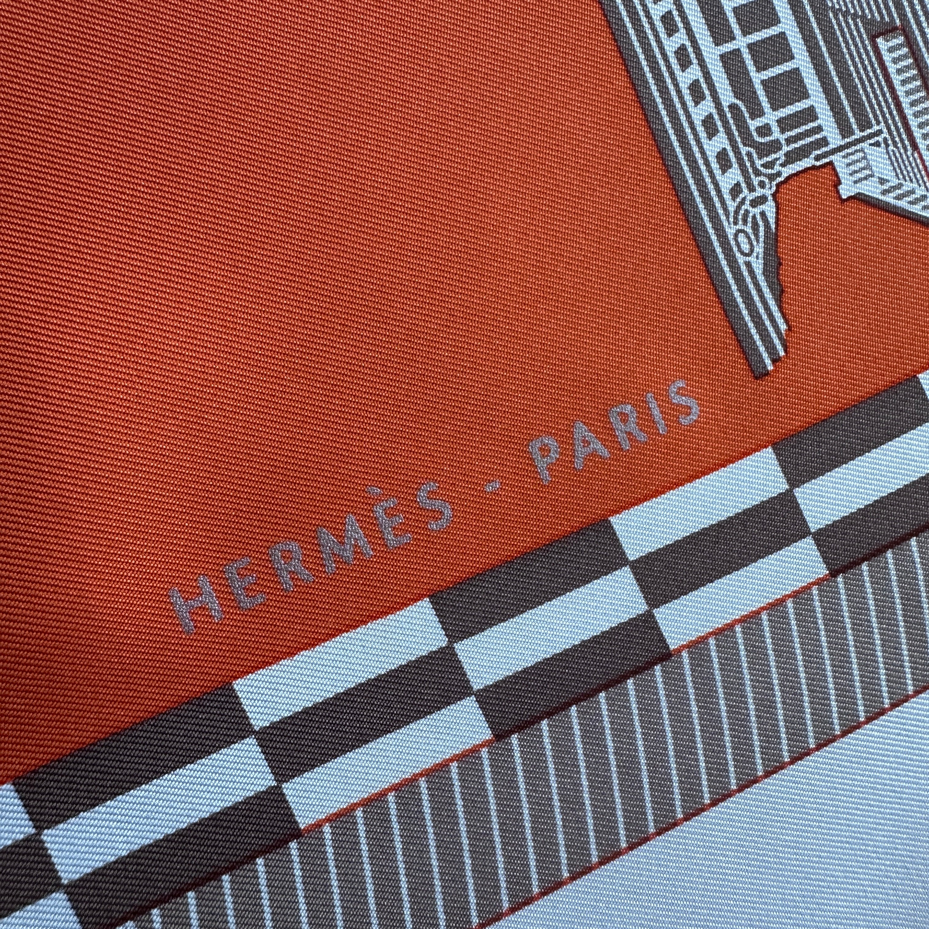 Foulard Hermès 90 cm – Cheval de Courses – Anamorphée (2008)