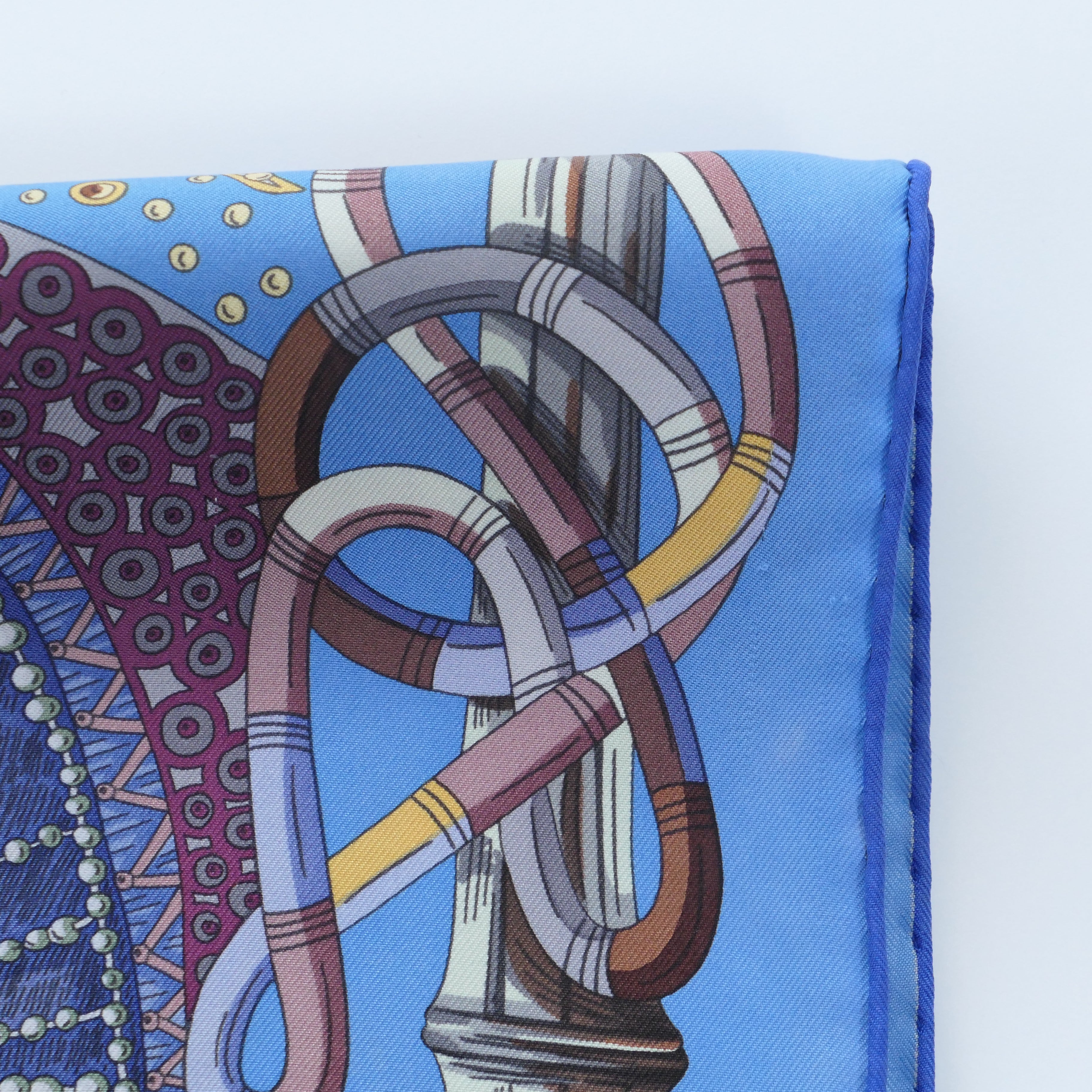 petit fil tiré foulard hermès soie 90 cm vintage bleu