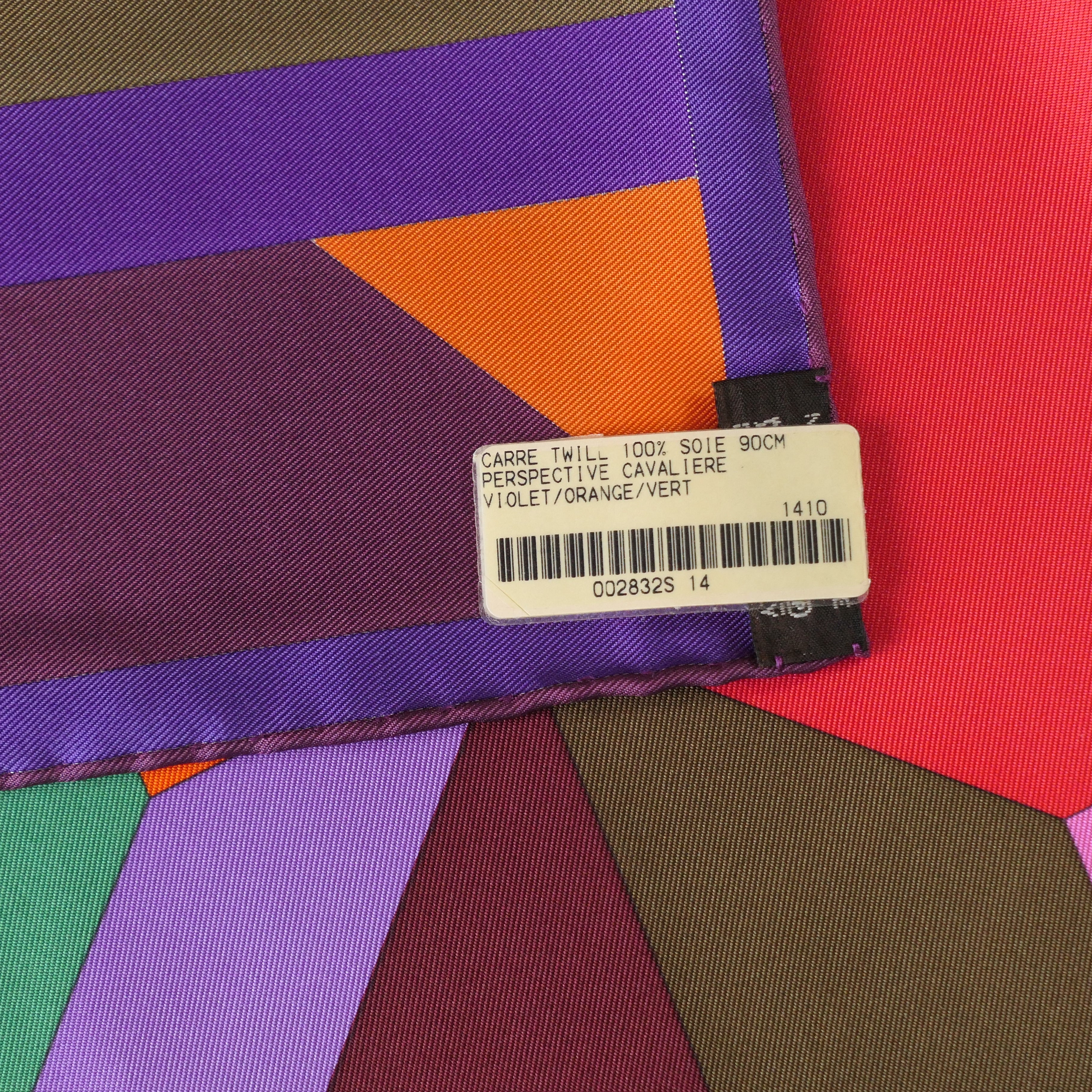 Carré Hermès Perspective Cavalière 90 cm soie, signature copyright Hermès