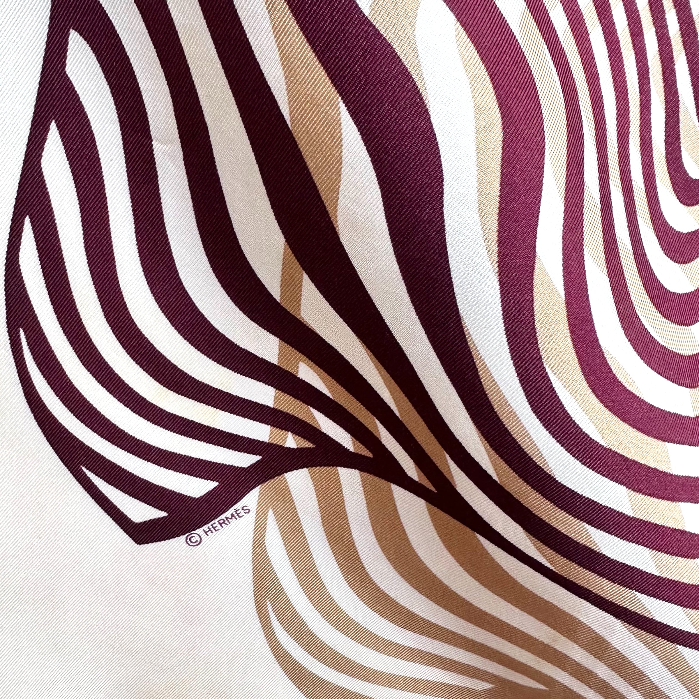 Ondes de chic - FOULARD HERMES 90 CM